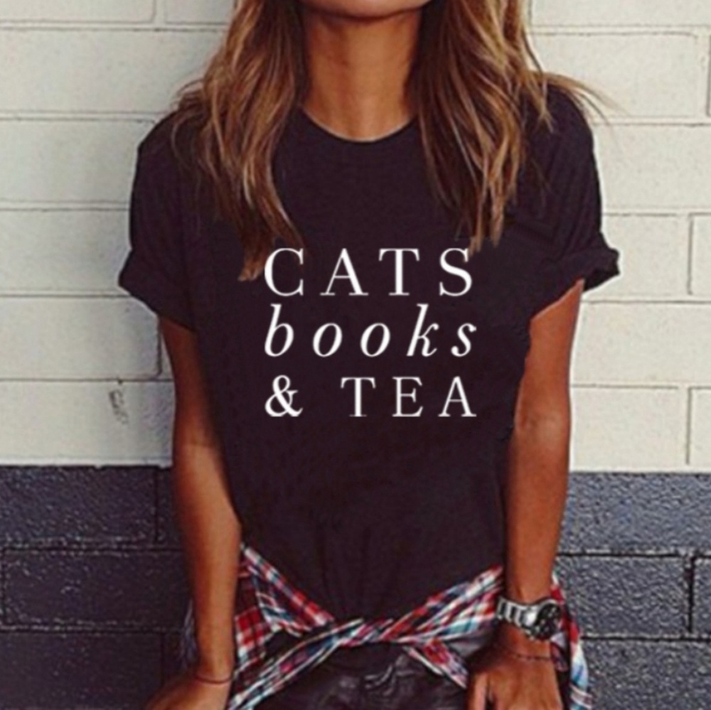5⭐ Rated 💛Cats, Books & Tea Black T Shirt - Picture 1 of 5